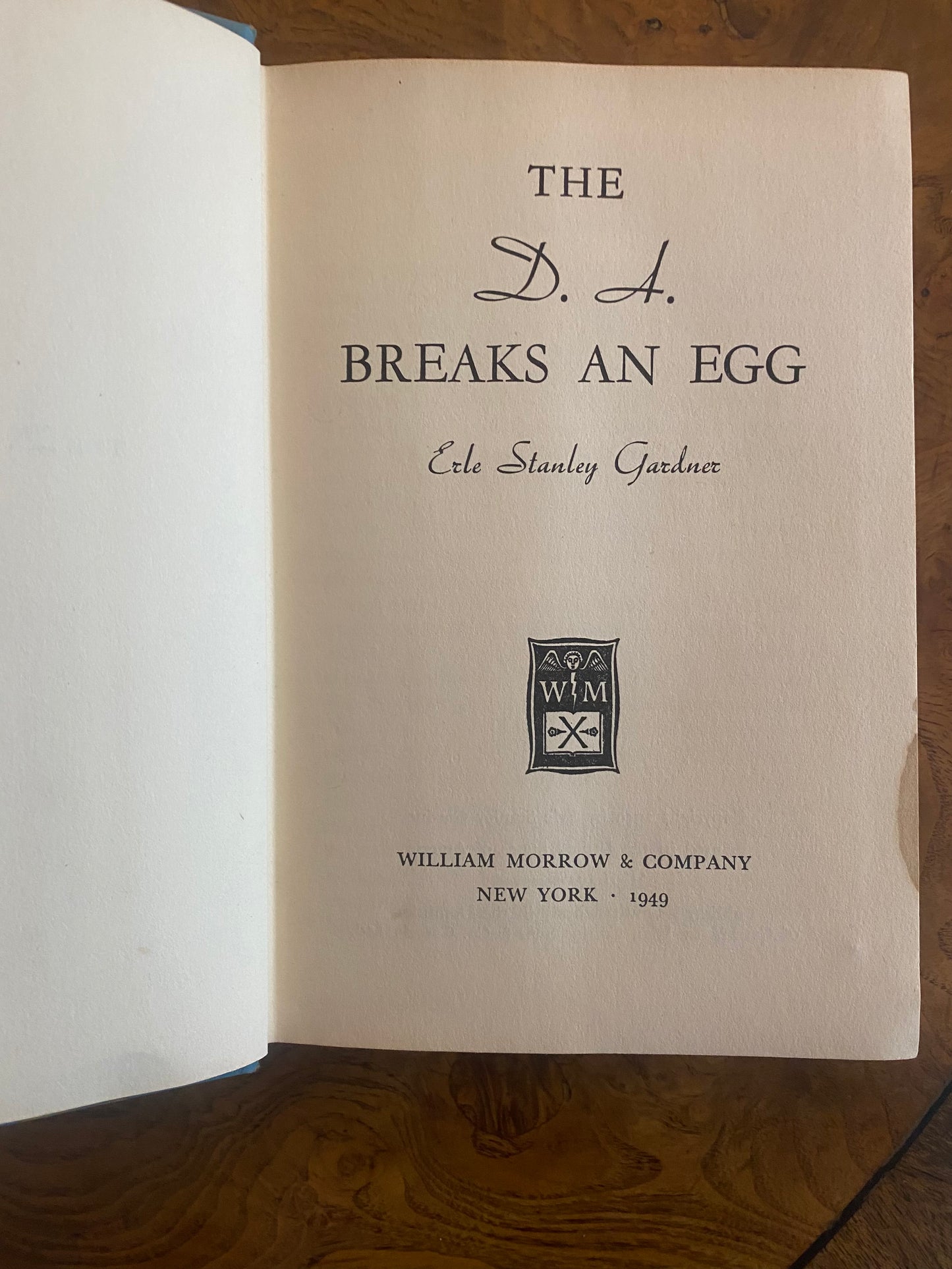 The D.A. Breaks An Egg by Erle Stanley Gardner 1949 Morrow, 1st edition